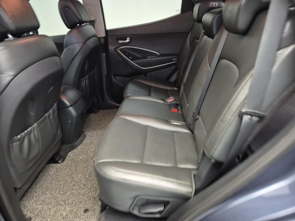 HYUNDAI Santa Fe - Vista 12