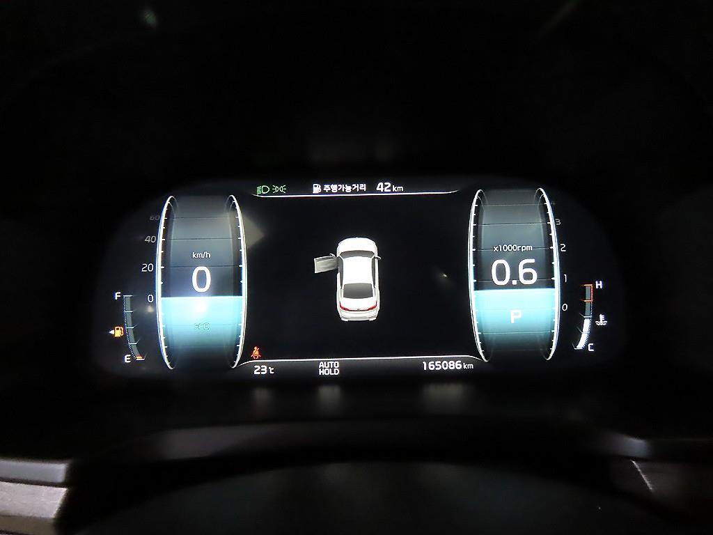 KIA K7 - Vista 9