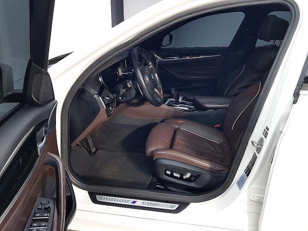 BMW 5 Series - Vista 8