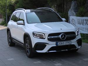 Mercedes Benz GLB Class - Vista 4