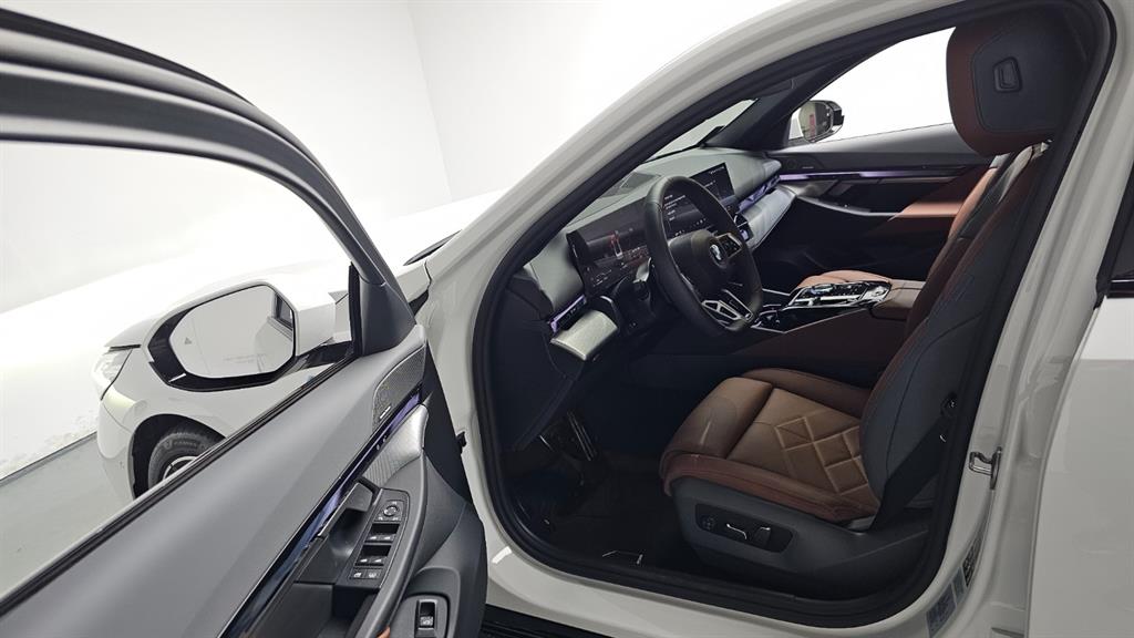 BMW 5 Series - Vista 10