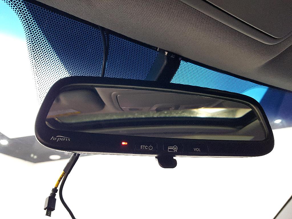HYUNDAI Accent - Vista 11