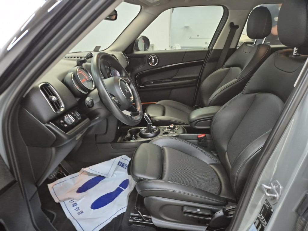 Mini Countryman - Vista 11