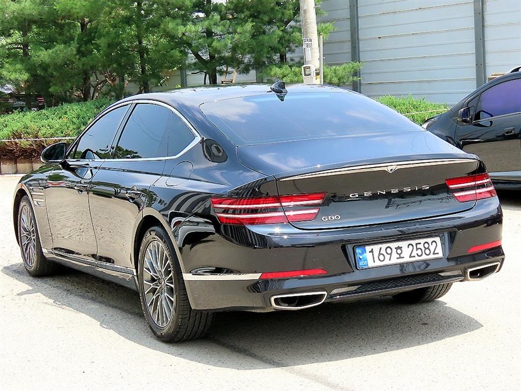 Genesis G80 - Vista 3