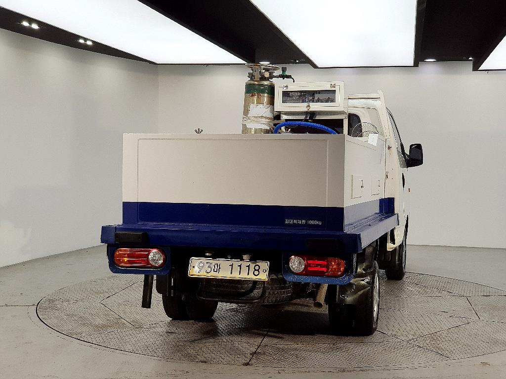 Small Truck (Completed) a live fish car - Vista 3