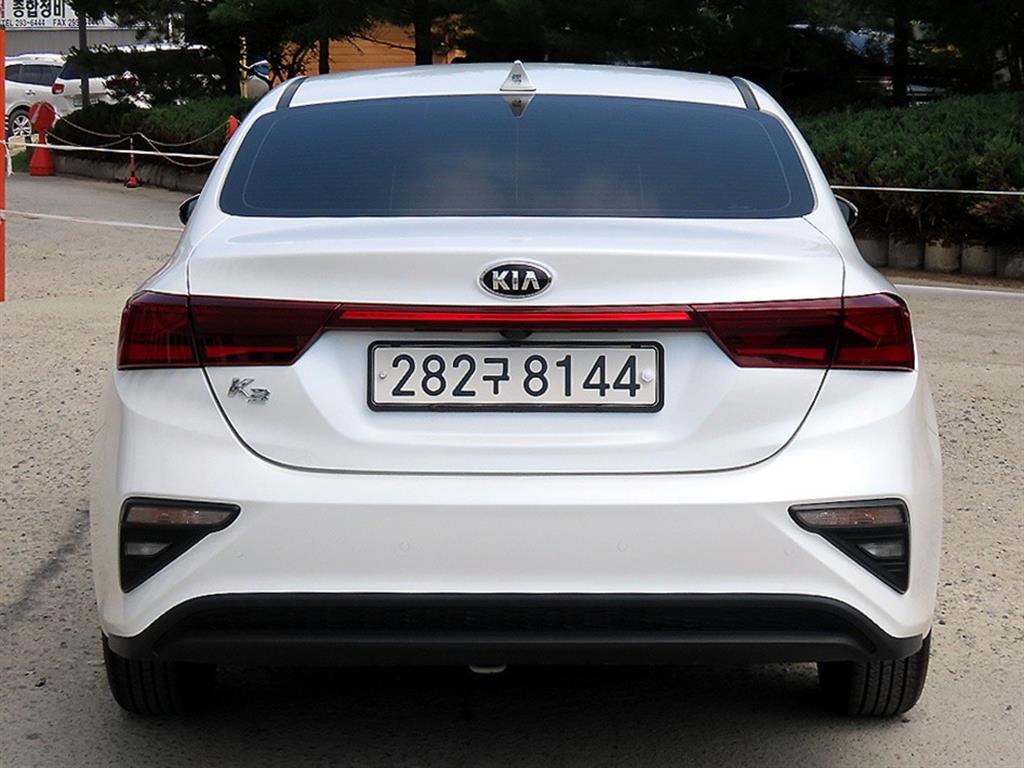 KIA K3 - Vista 4