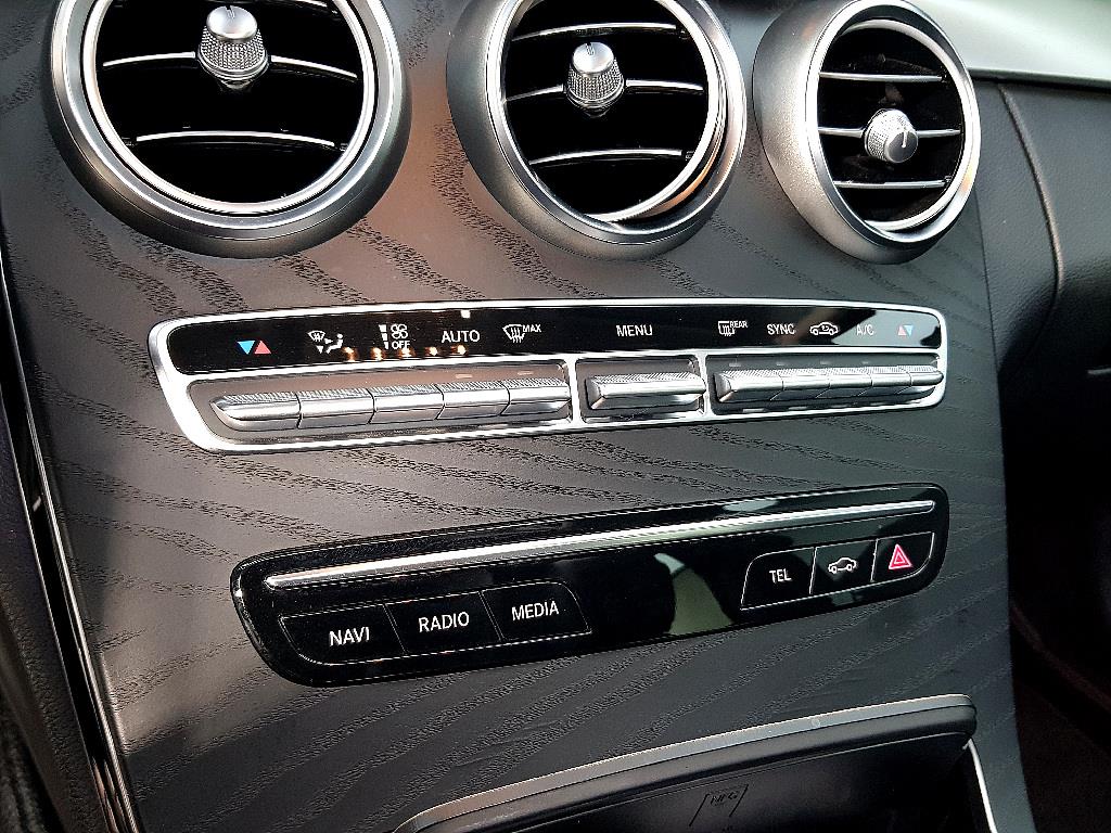 Mercedes Benz C Class - Vista 12