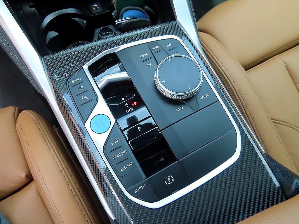 BMW i4 - Vista 11