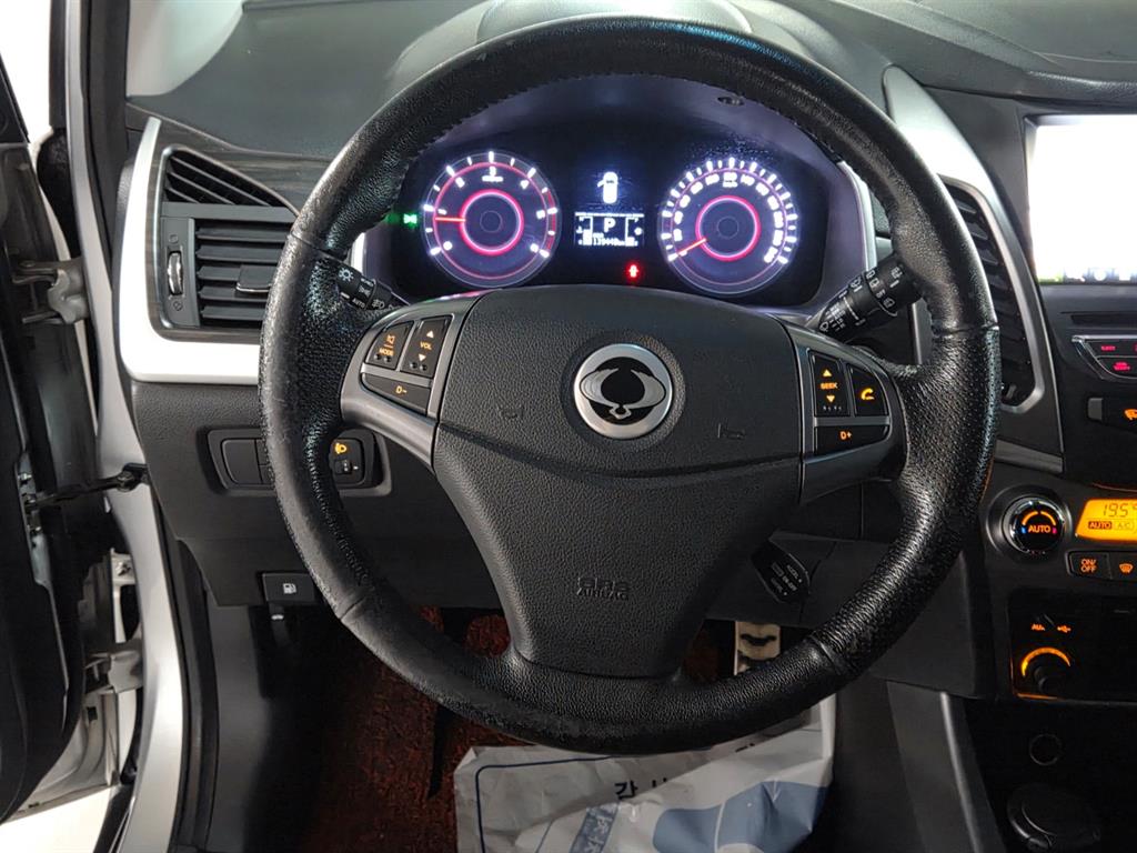 Ssangyong Korando - Vista 8