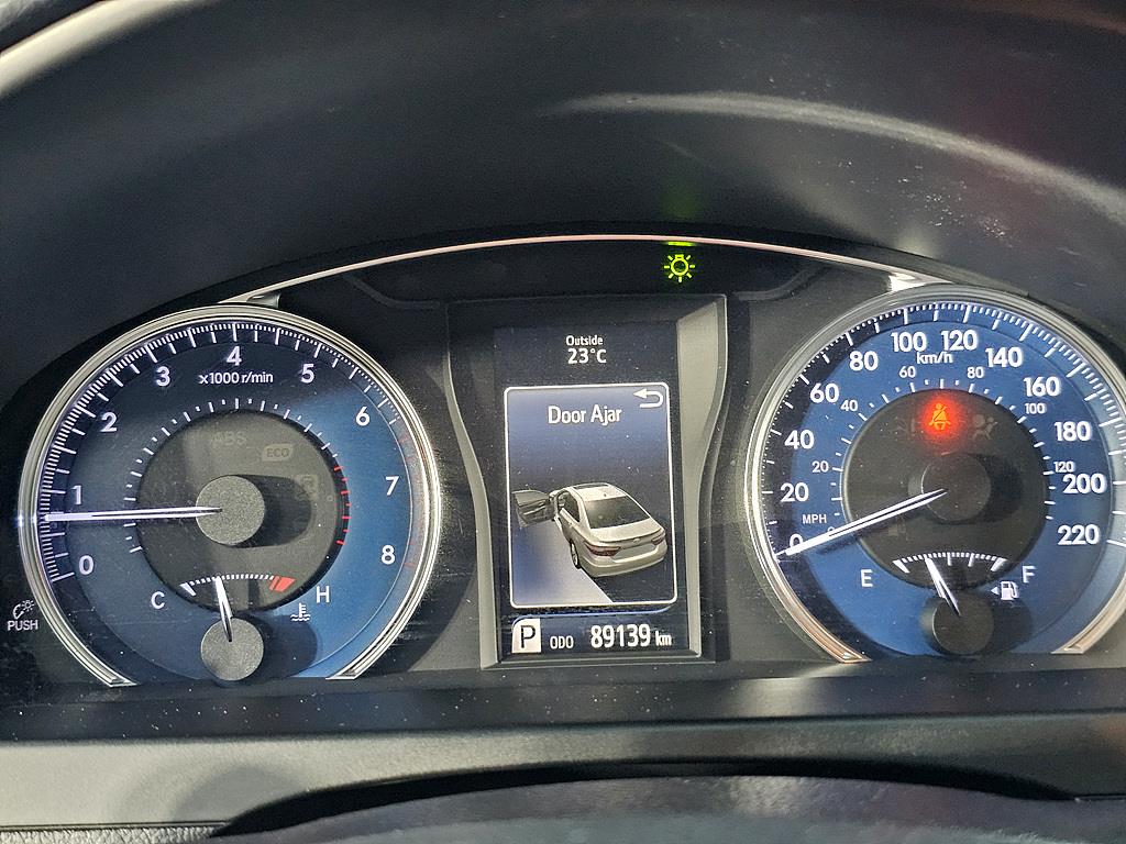 Toyota Camry - Vista 7