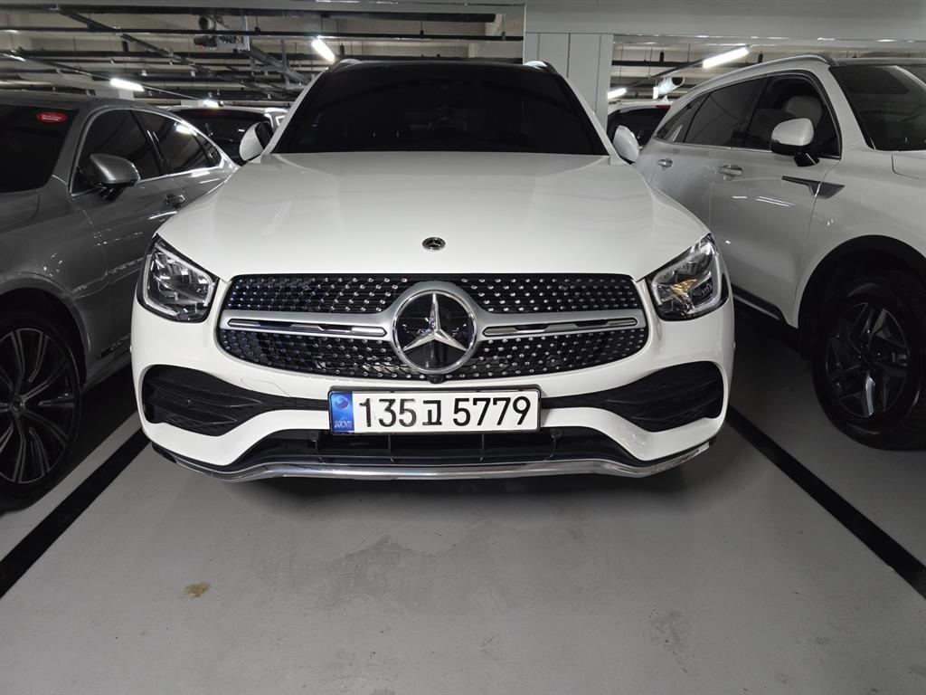 Mercedes Benz GLC Class 2022 Blanco - Importación desde Corea - HF Imports Iquique - Foto 1