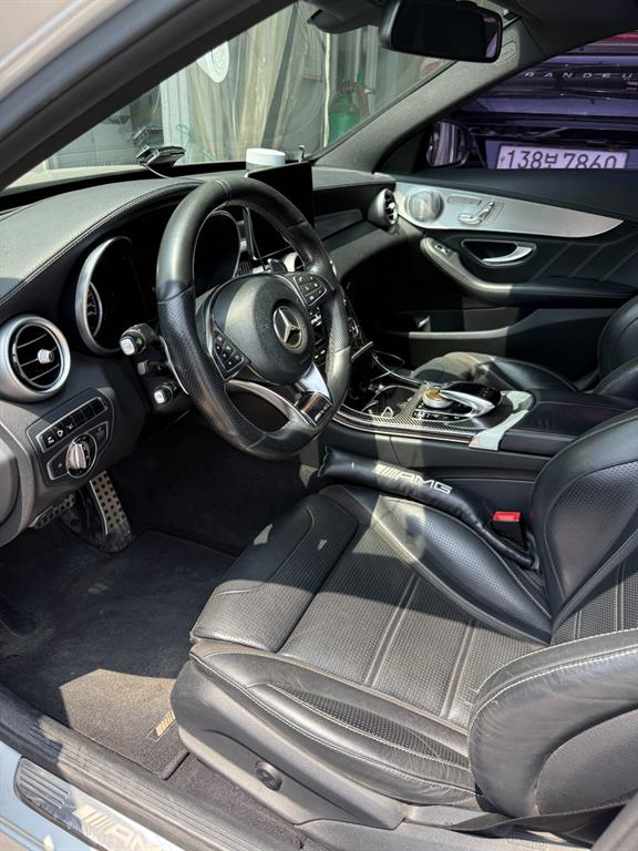 Mercedes Benz C Class - Vista 8
