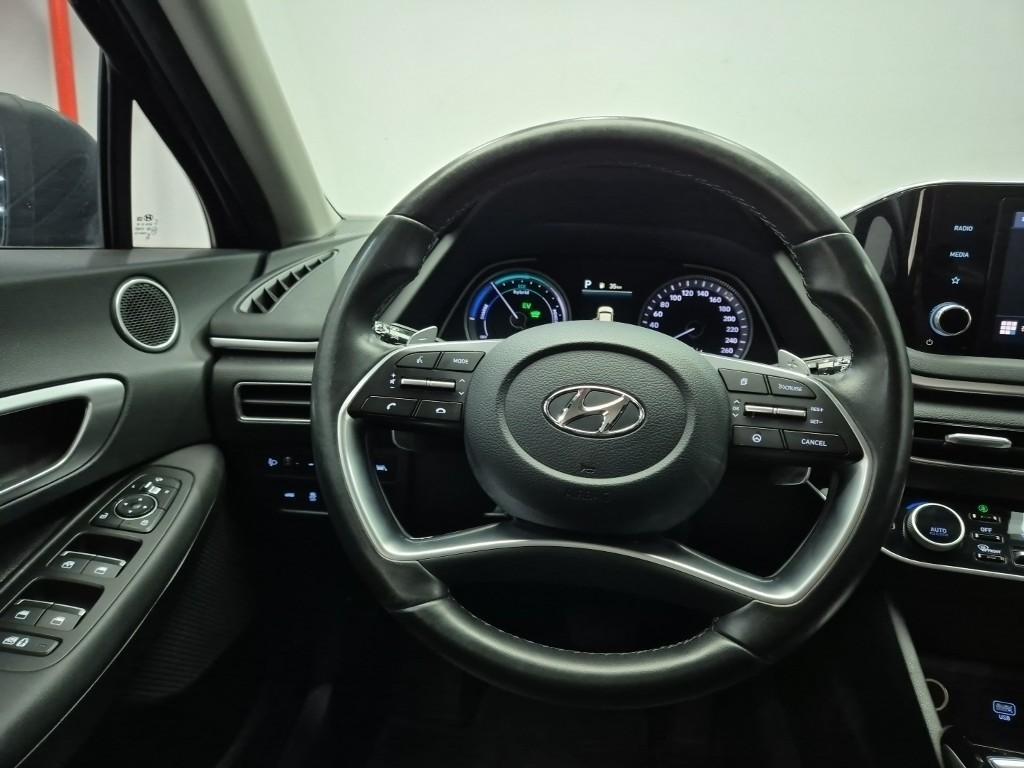 HYUNDAI Sonata - Vista 9
