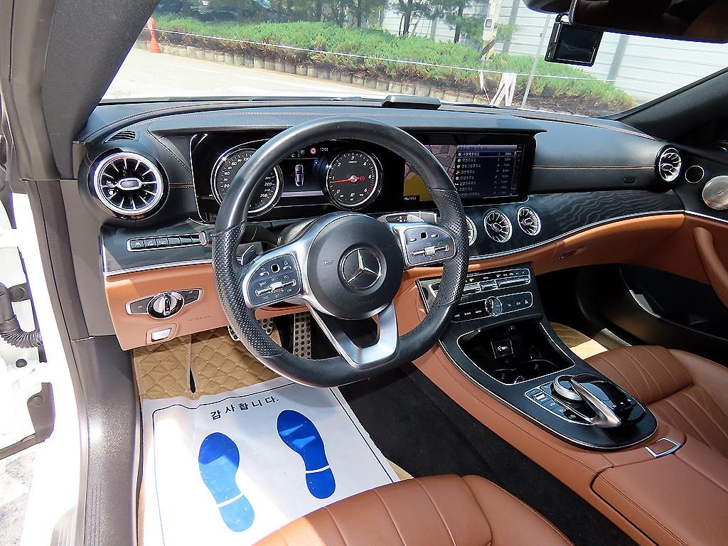 Mercedes Benz E class - Vista 7