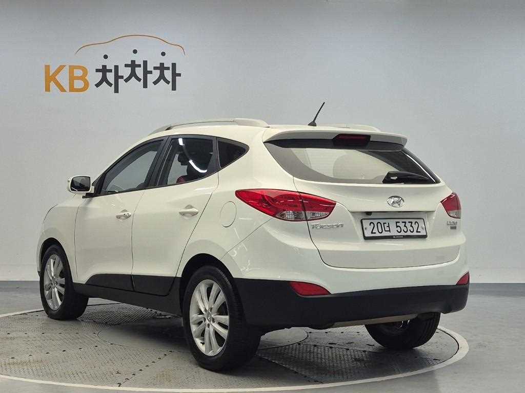 HYUNDAI Tucson - Vista 2