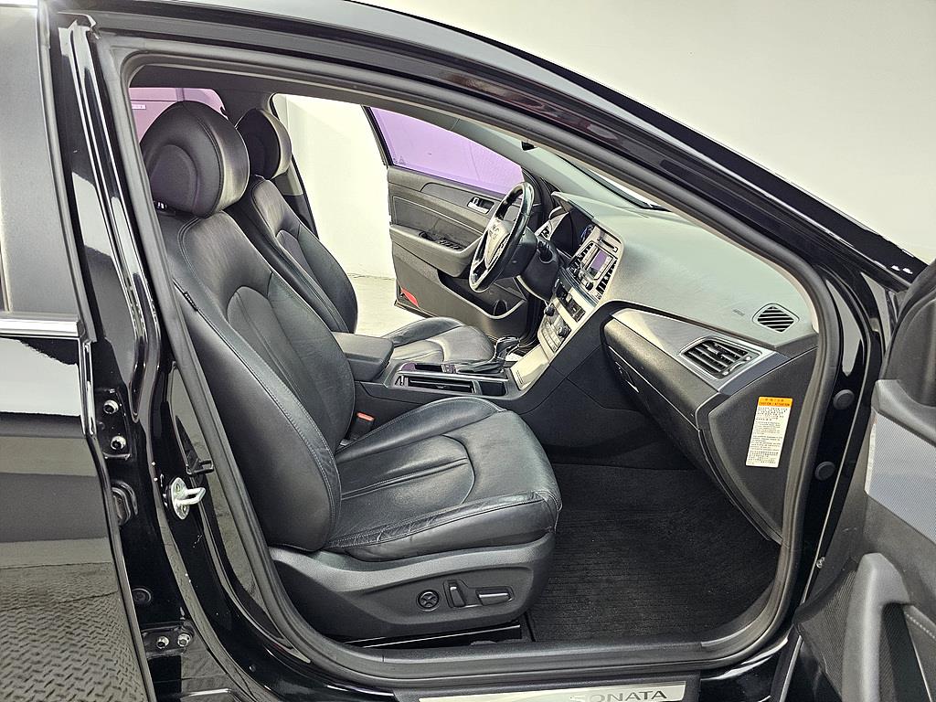 HYUNDAI Sonata - Vista 11