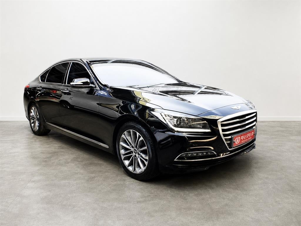 HYUNDAI Genesis - Vista 2