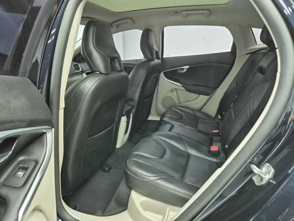 Volvo V40 - Vista 12
