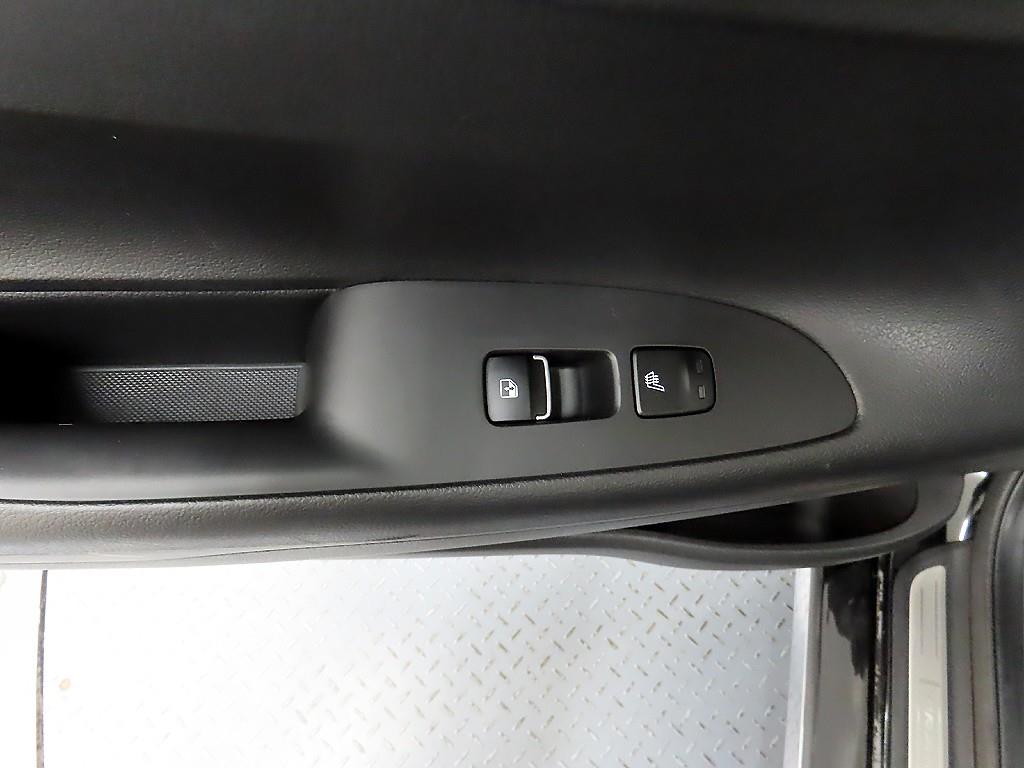 HYUNDAI Grandeur - Vista 12