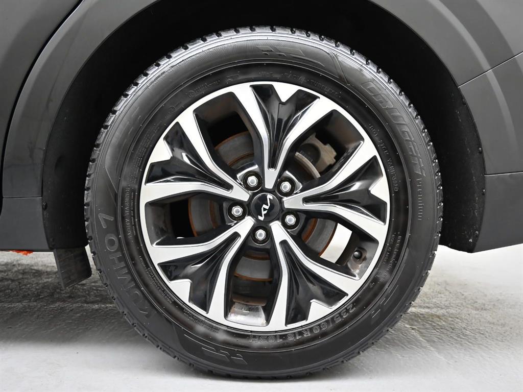 KIA Carnival - Vista 5