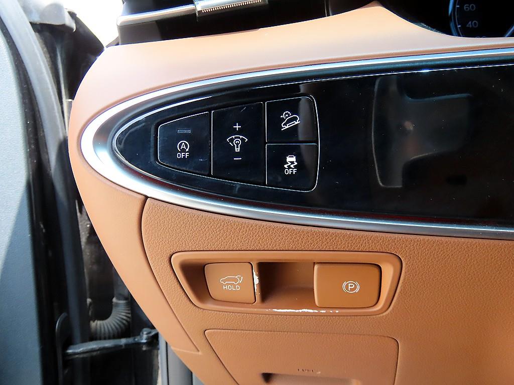 Genesis GV70 - Vista 12