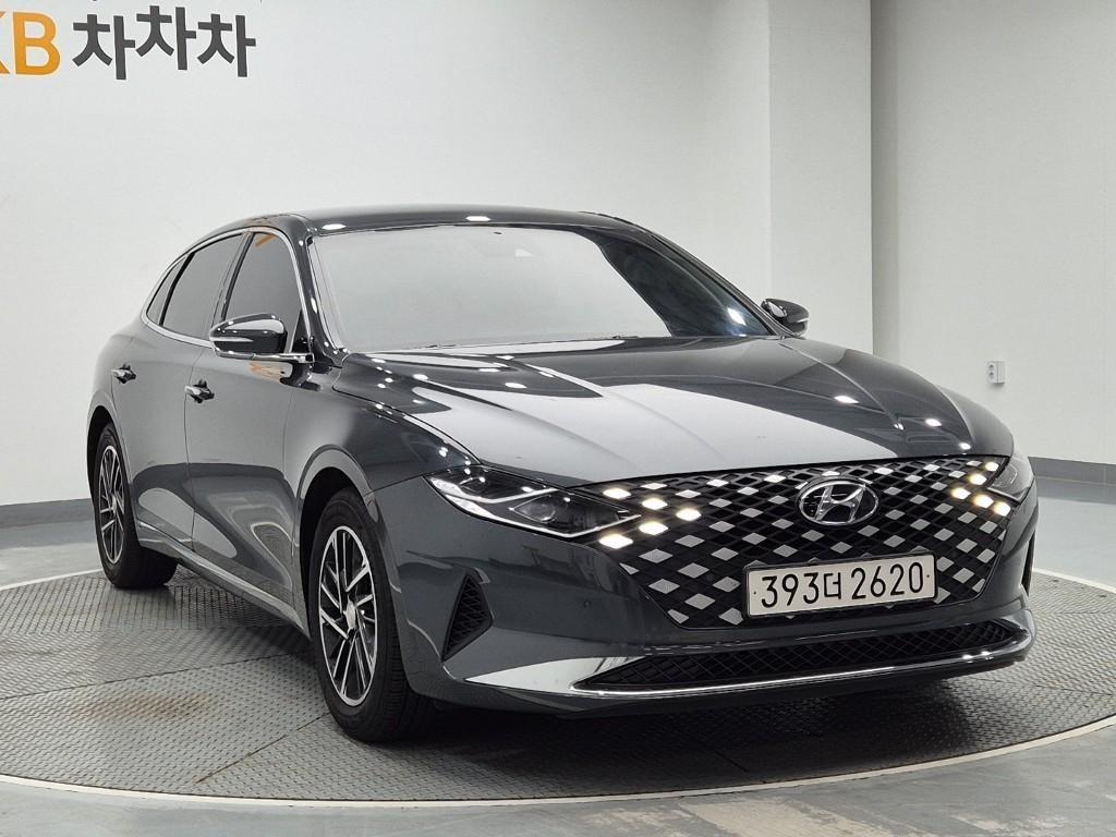 HYUNDAI Grandeur - Vista 4