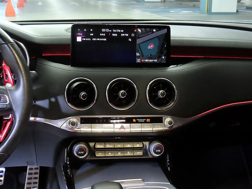 KIA Stinger - Vista 11