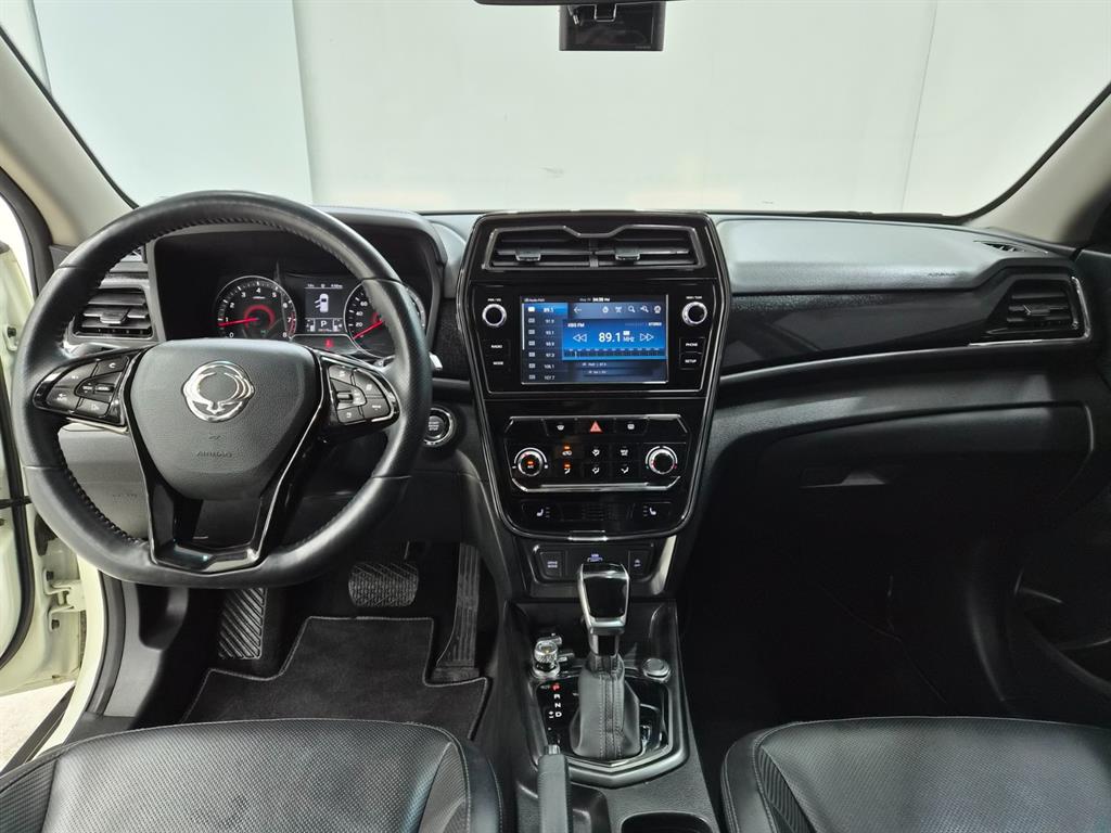 Ssangyong Tivoli - Vista 8