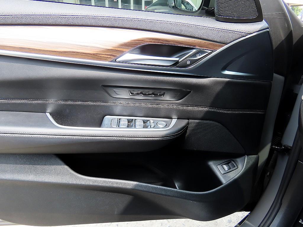 BMW Gran Turismo - Vista 12