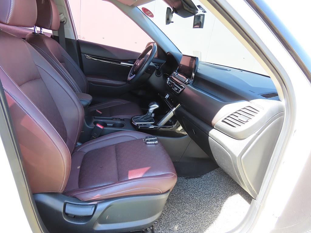 KIA Seltos - Vista 6