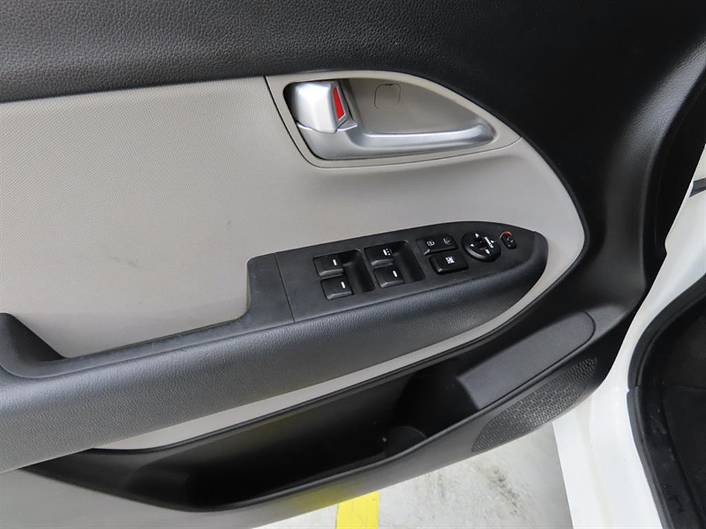 KIA Ray - Vista 11