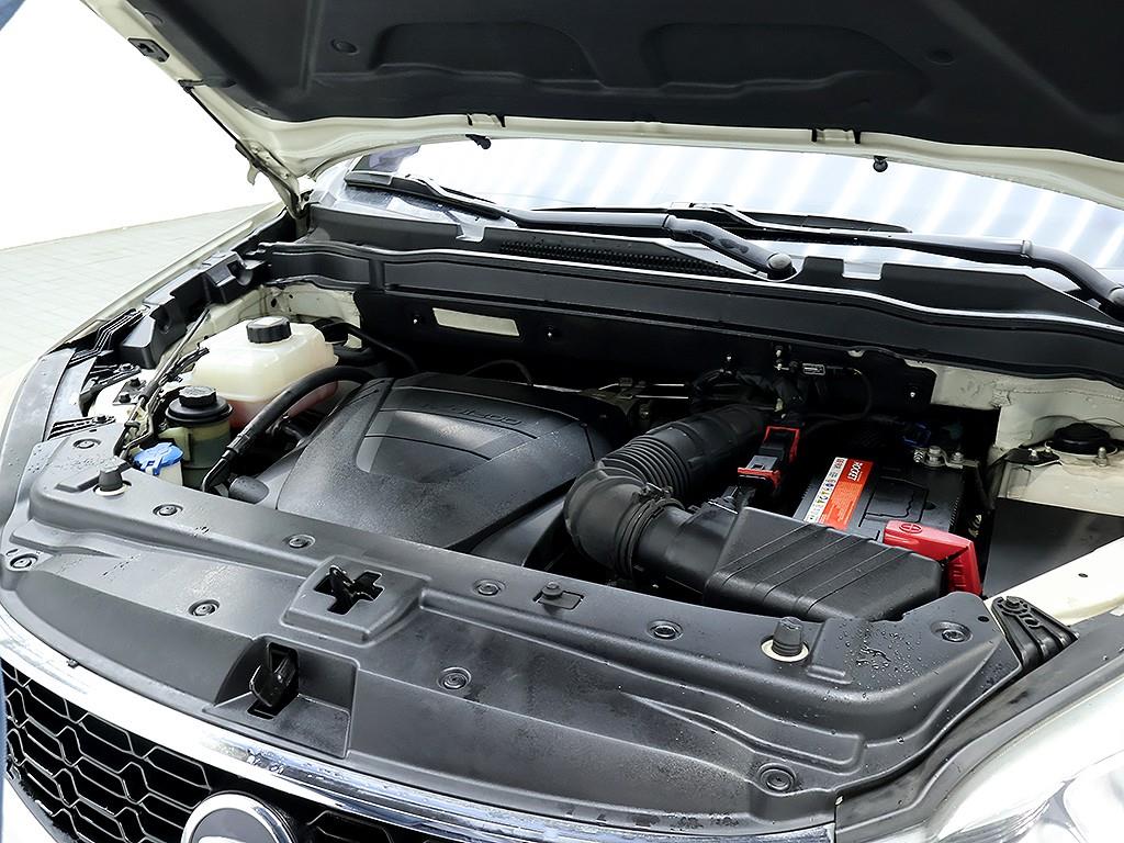 Ssangyong Korando 2015 Blanco - Importación desde Corea - HF Imports Iquique - Foto 8
