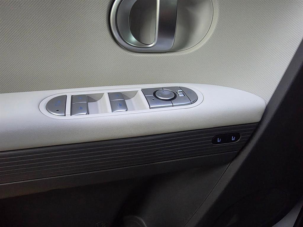 HYUNDAI Ioniq 5 - Vista 12