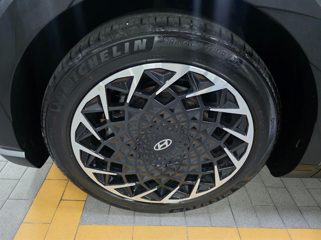 HYUNDAI Ioniq 5 2023 Gris - Importación desde Corea - HF Imports Iquique - Foto 19