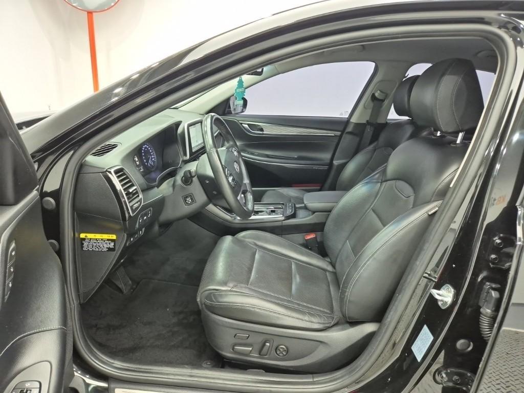 HYUNDAI Grandeur - Vista 11