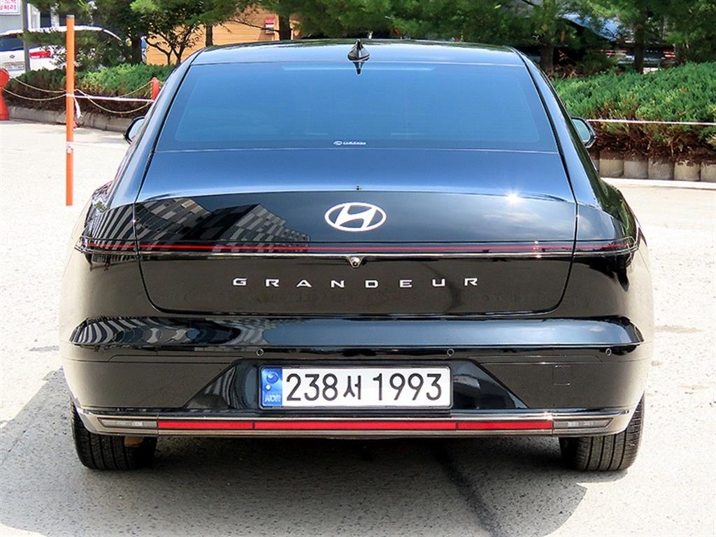 HYUNDAI Grandeur - Vista 4