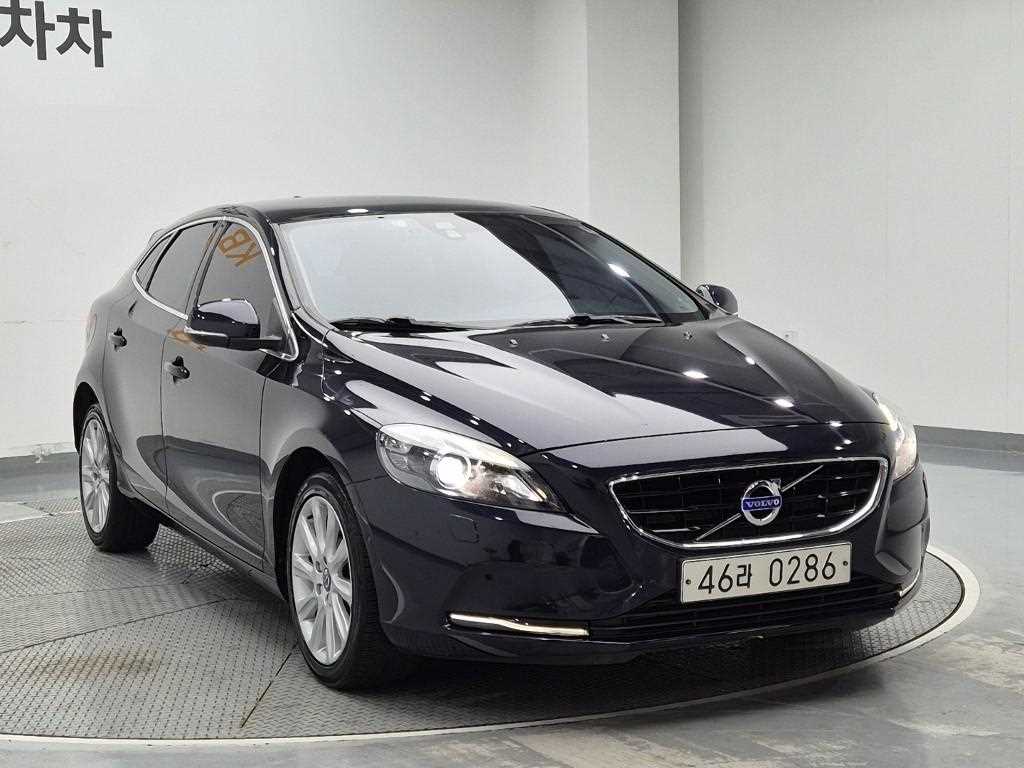 Volvo V40 - Vista 4
