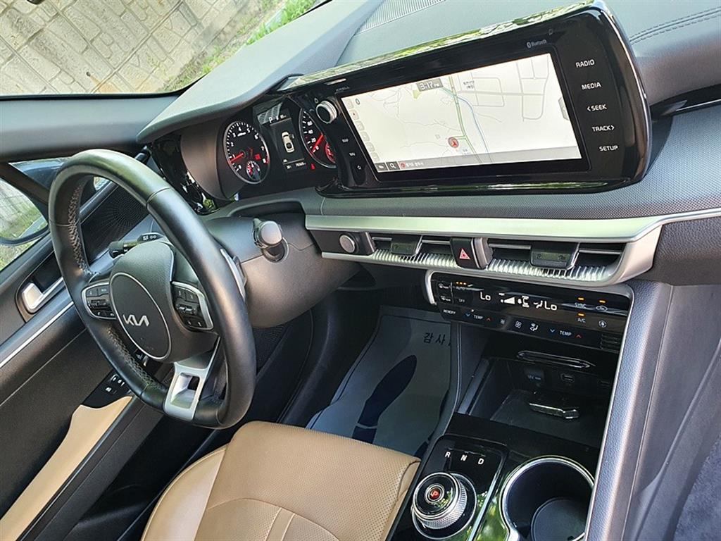 KIA K5 2022 Gris - Importación desde Corea - HF Imports Iquique - Foto 19