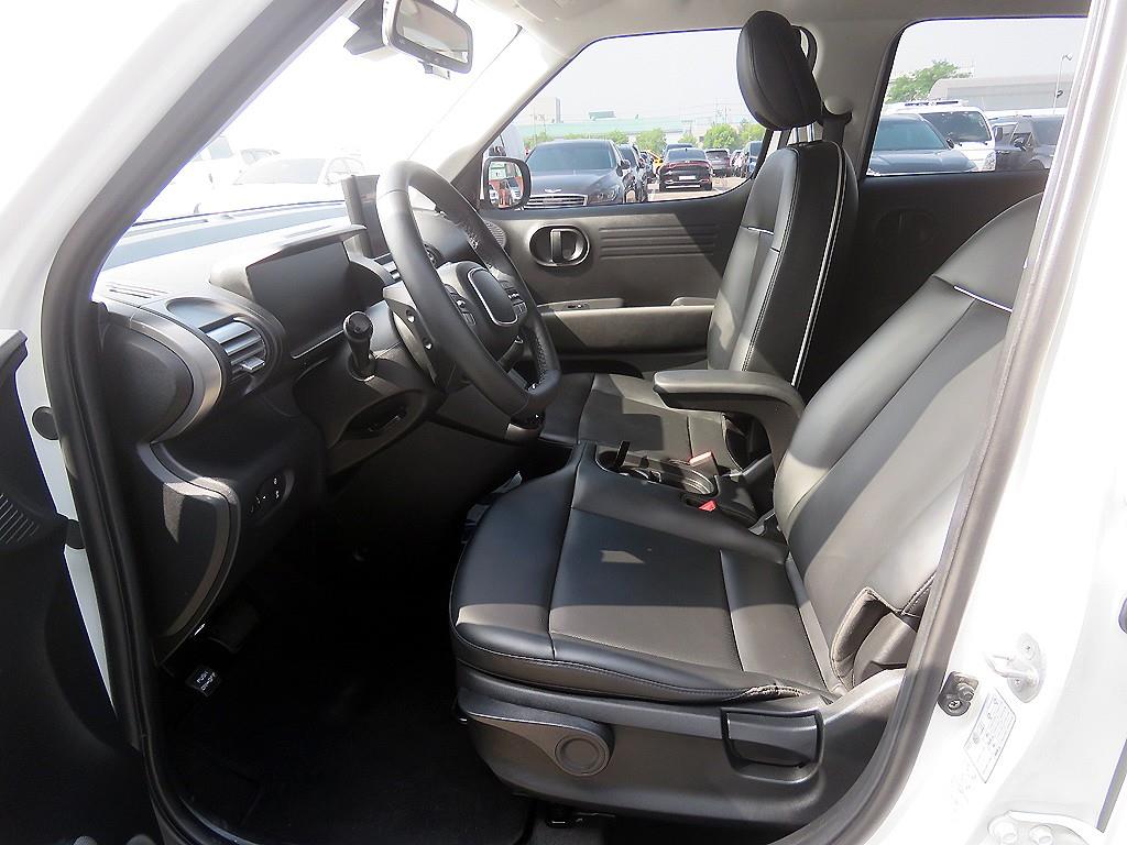 HYUNDAI Casper - Vista 7
