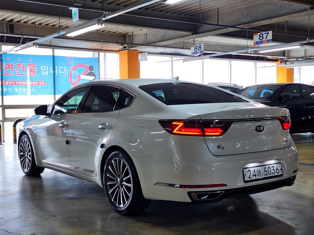 KIA K7 - Vista 4