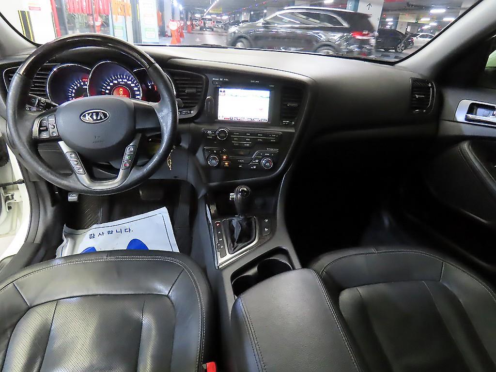 KIA K5 - Vista 10