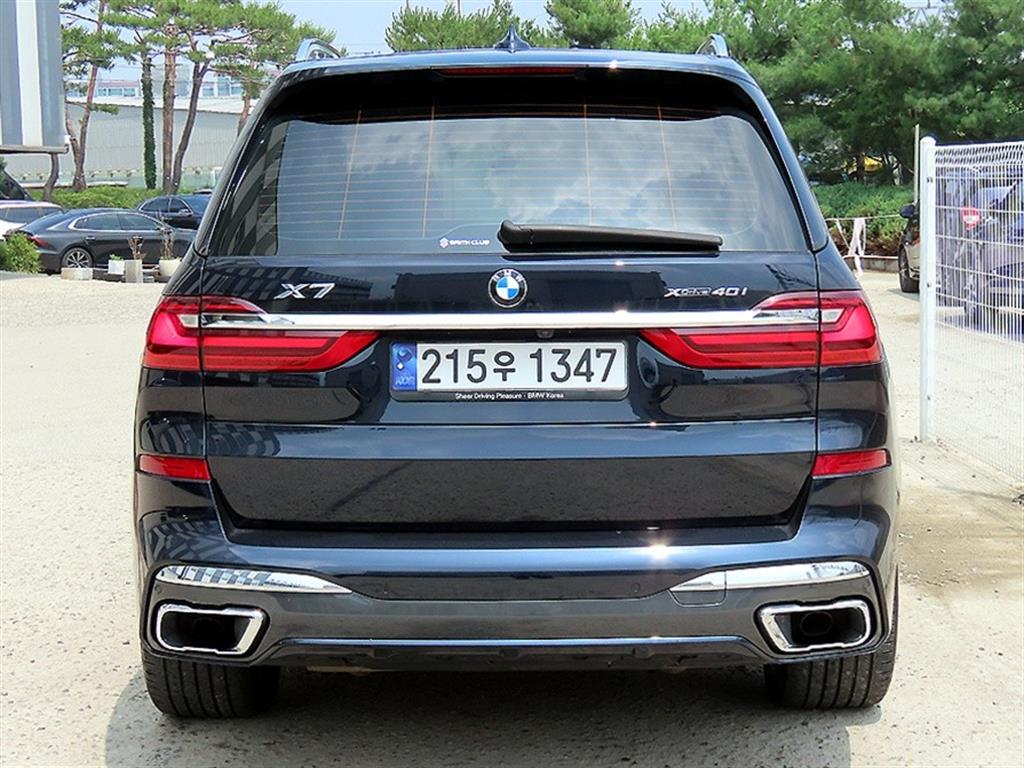 BMW X7 - Vista 4