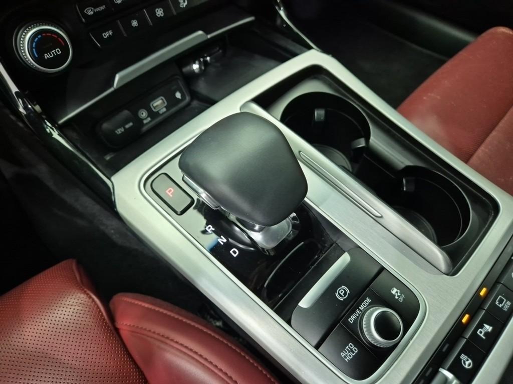 KIA Stinger - Vista 12