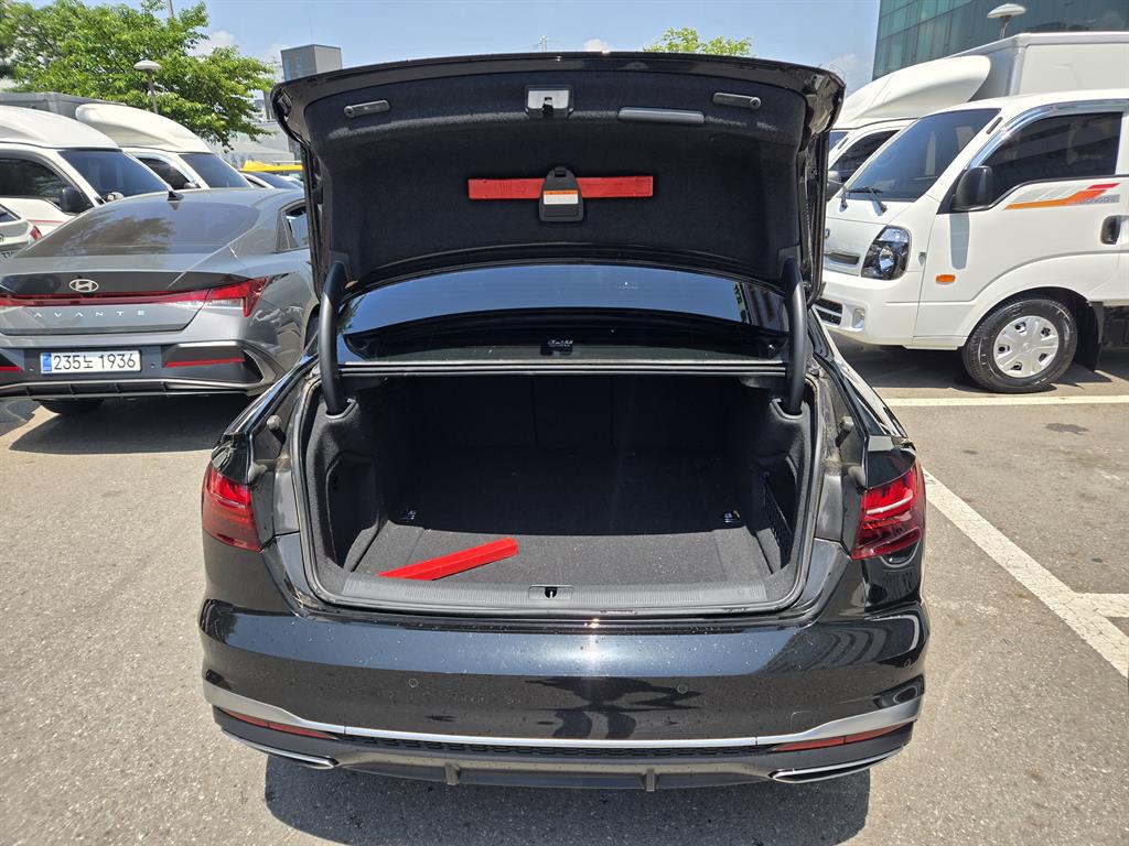 Audi A4 2020 Negro - Importación desde Corea - HF Imports Iquique - Foto 15