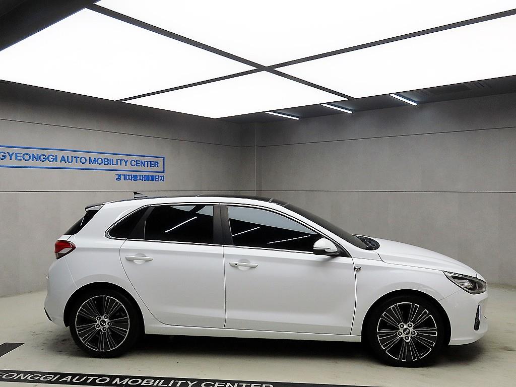 HYUNDAI i30 - Vista 2