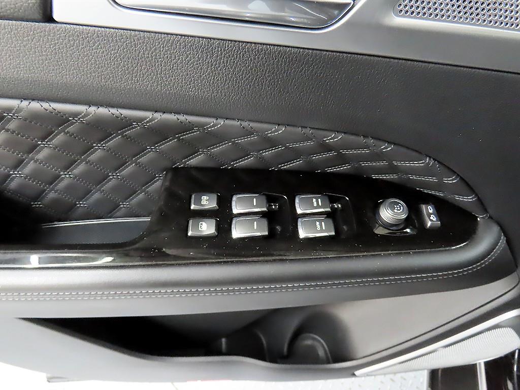 Ssangyong Rexton - Vista 11