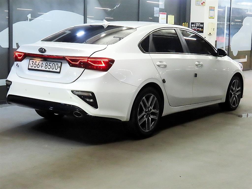 KIA K3 - Vista 4