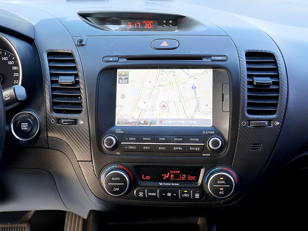 KIA K3 2015 Blanco - Importación desde Corea - HF Imports Iquique - Foto 9