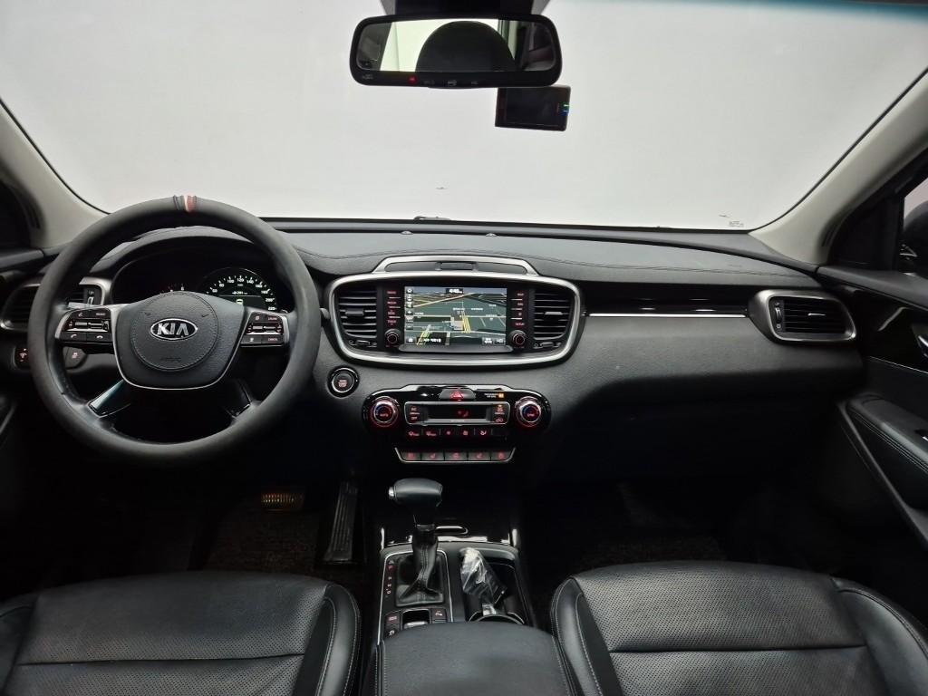 KIA Sorento - Vista 7