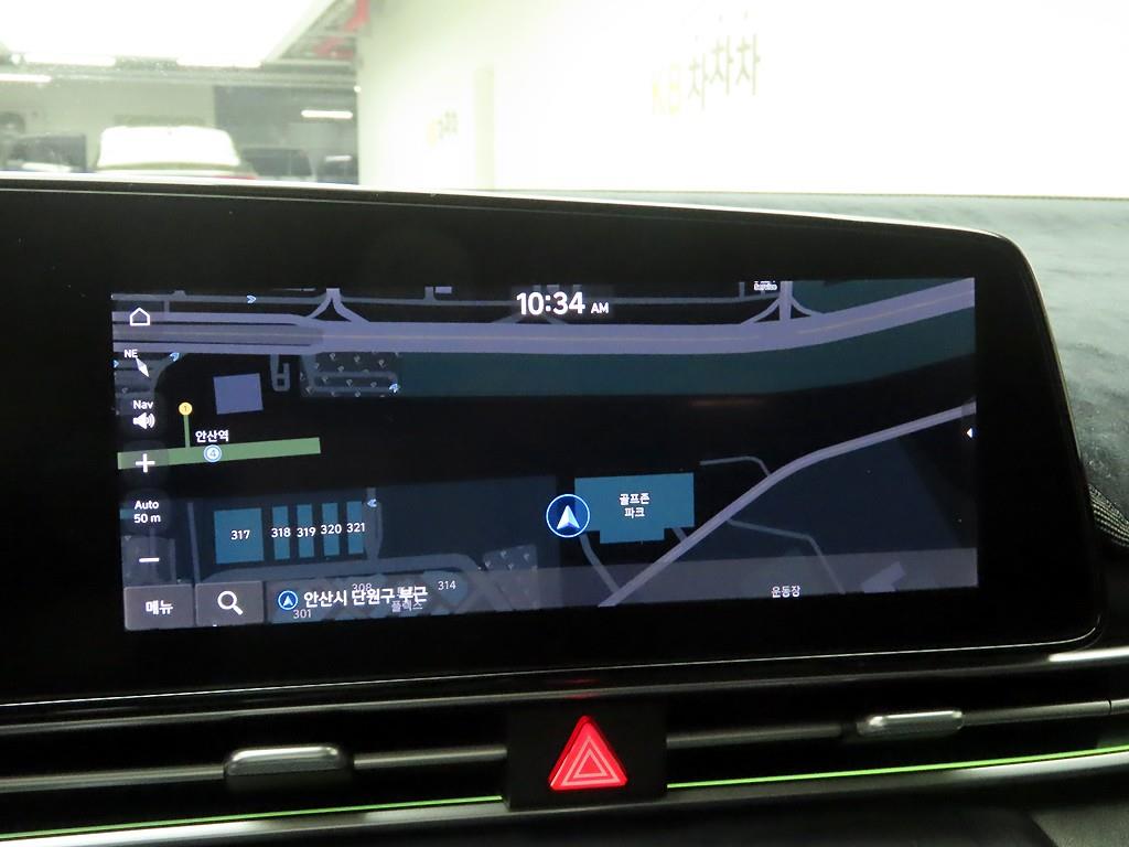 HYUNDAI Avante - Vista 9